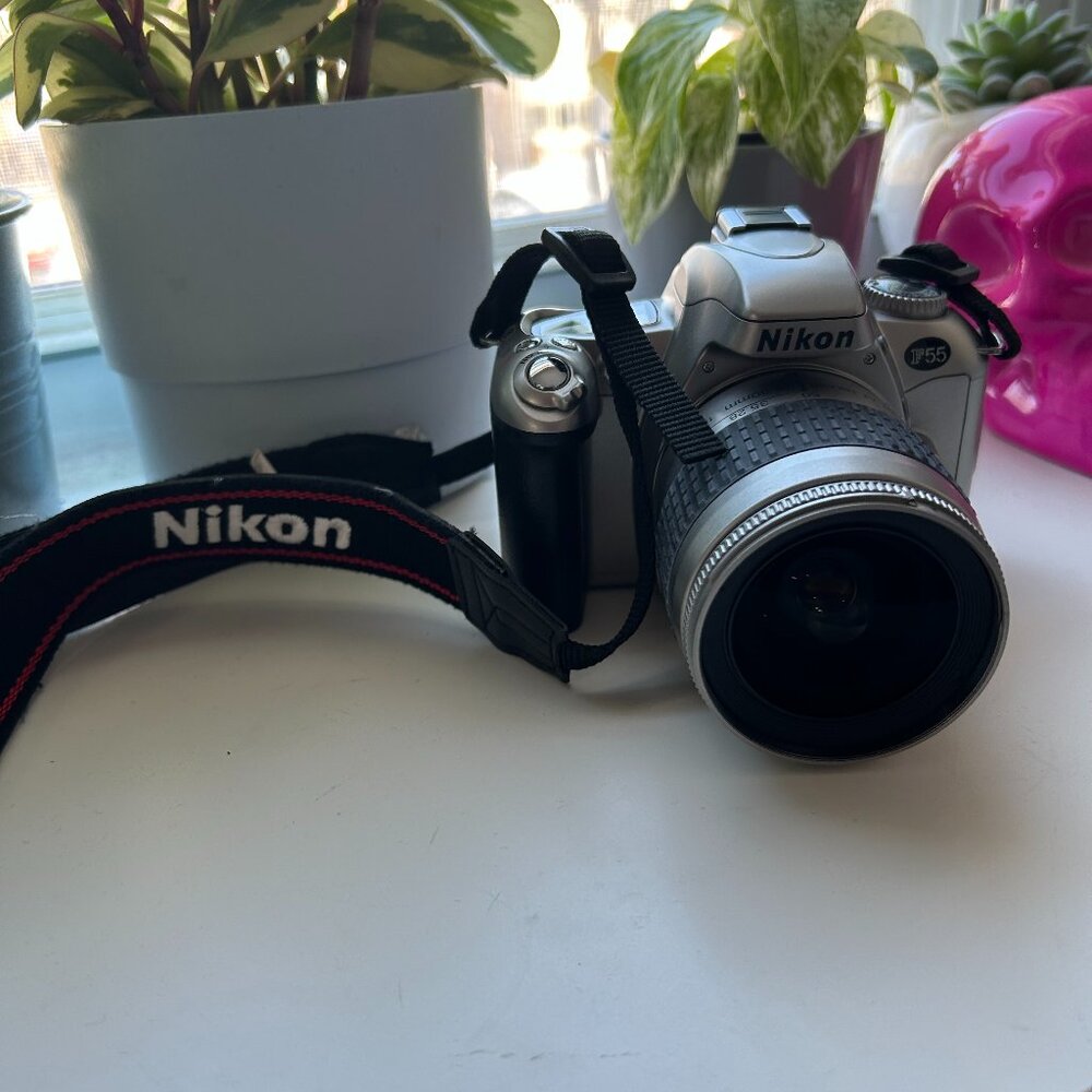 Nikon F55 Film SLR